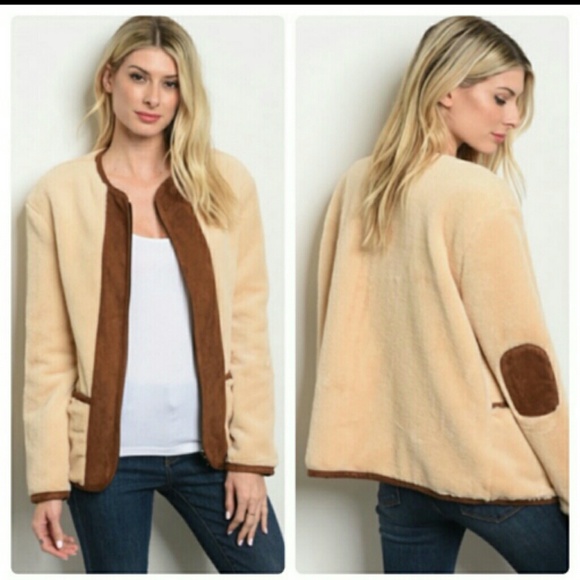 A Girl Thing Jackets & Blazers - ‼Last one(Sz L)🐇 Soft Faux Fur Jacket‼